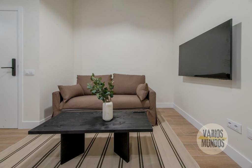 Cool Y Centrico Apt 6Px En Plena Plaza Del Carmen E2 Μαδρίτη Εξωτερικό φωτογραφία